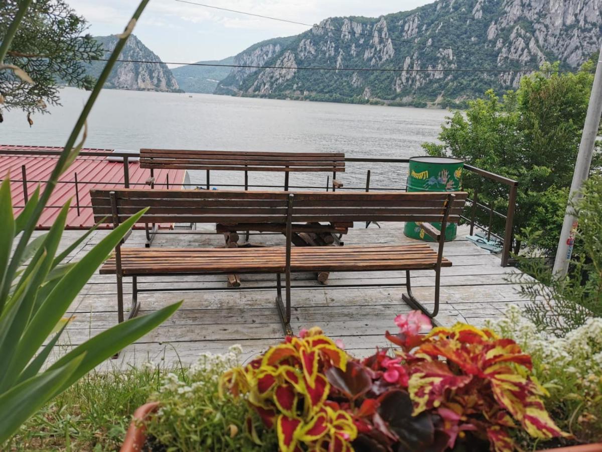 Villa Casa Beasarah. Dubova Exterior foto