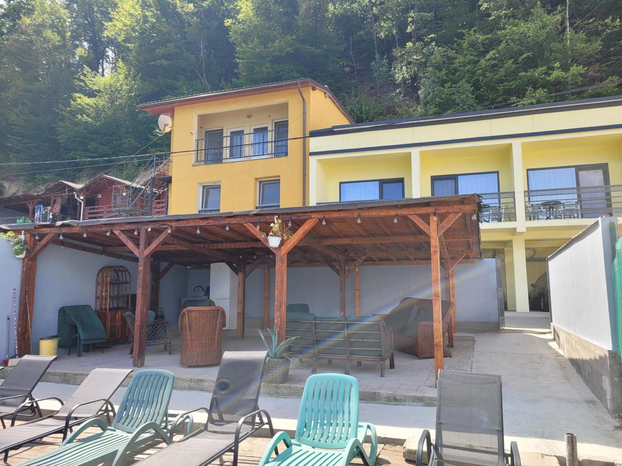 Villa Casa Beasarah. Dubova Exterior foto